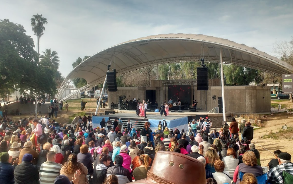 Evento de Baile en el Teatro Gabriela Mistral